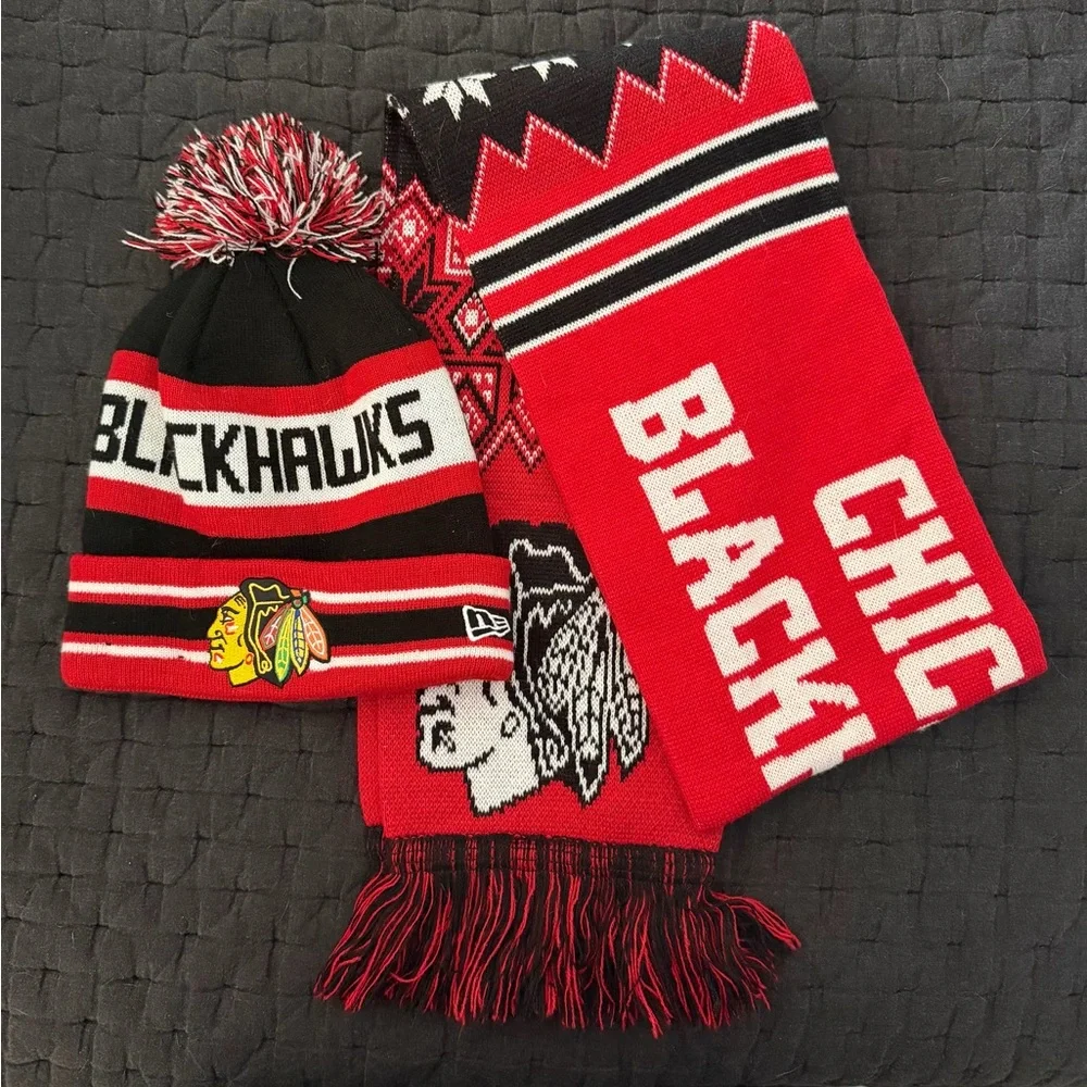 Chicago Blackhawks Hockey - Hat - Scarf - Chi Town Set Red Black White